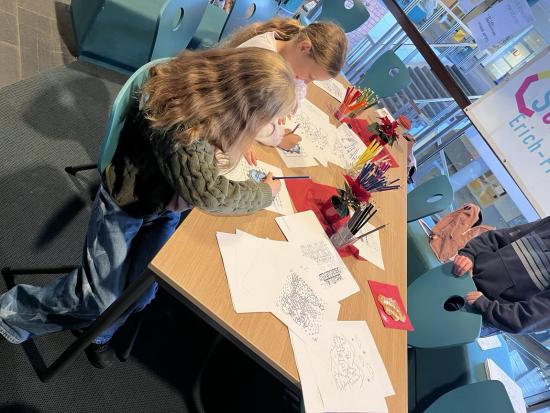 Ein Tag voller Entdeckungen am Tag der offenen Tür an der Erich-Fried-Gesamtschule