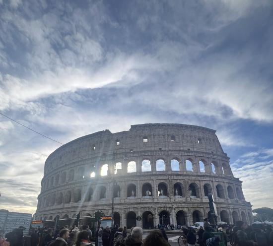 Rom als Klassenzimmer: EFG-Lateinkurs der Oberstufe auf Studienfahrt 2026